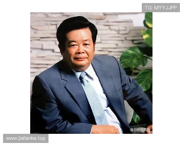 从跌倒到巅峰重生那些曾经失败却再次崛起的传奇企业家