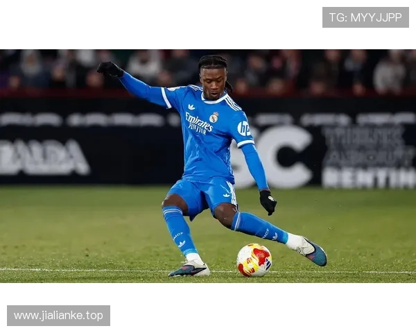 卡马文加自荐加入皇马引援计划